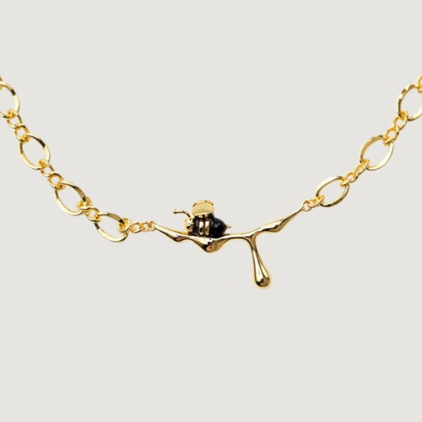 Зөгий Зүүлт - 18К Алтан Зүүлт (Bee Necklace)