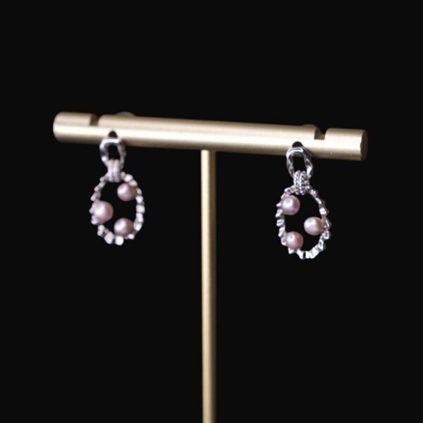 2мм жижиг нил ягаан өнгийн сувдтай мөнгөн ээмэг