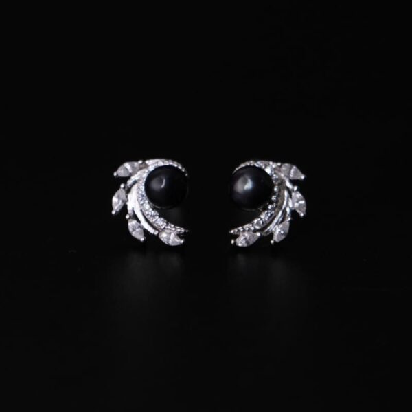 хар хөх өнгийн мөнгөн ээмэг